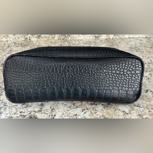 Giani Bernini Croc Embossed Faux Leather Saffiano Dome Satchel Purse - Picture 5 of 14